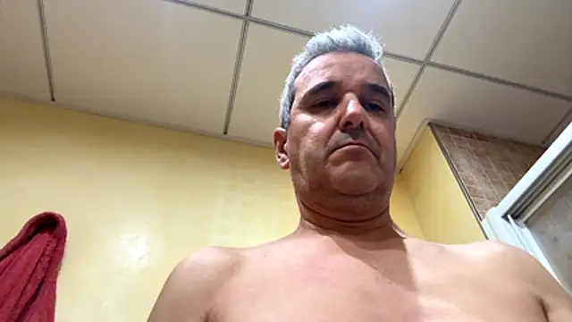 chorche4 Show in webcam