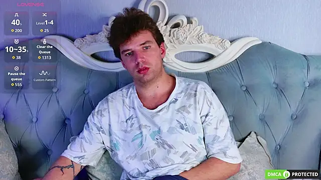 ArthurMeyers Show in webcam