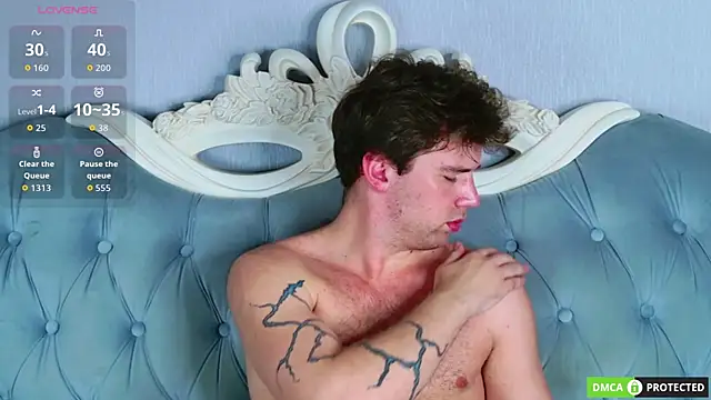 عرض كام ArthurMeyers