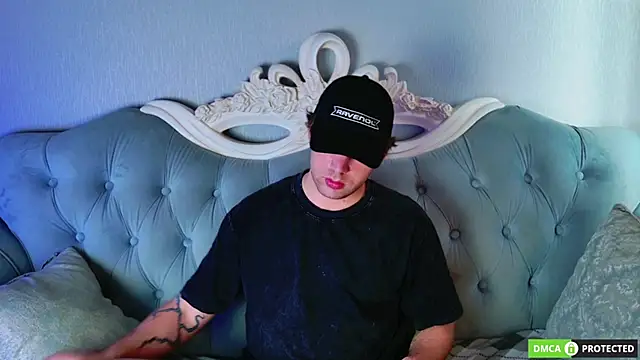 عرض كام ArthurMeyers