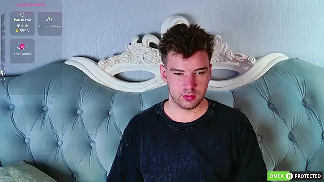 ArthurMeyers Show in webcam
