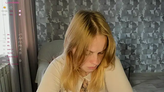 L_aura Adlı Modelin Canlı XXX Sohbeti