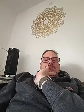 Darkstar4172 Show in webcam
