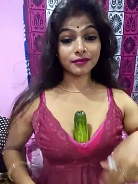 SUZY_QUEEN95 Show in webcam