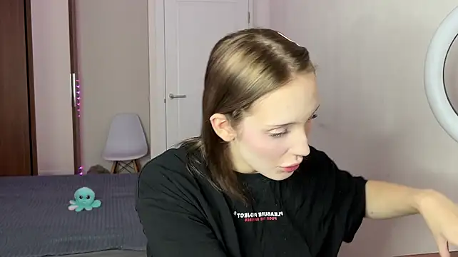 llinabarbie 在線直播表演