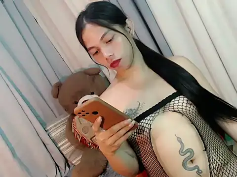 sexyfucksophia 网络视讯表演