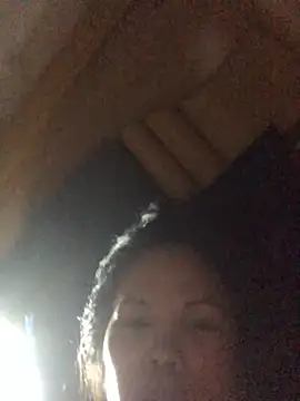 nidejiejie লাইভ চ্যাট রুম