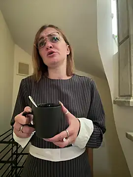 GoldenGoddess- Webcamshow