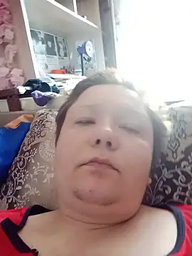 Tina_Mirabella Adlı Modelin Canlı Sohbet Odası