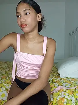 SkarlySecrets Chat XXX live
