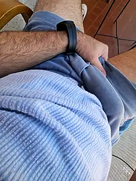 terente1 Show in webcam
