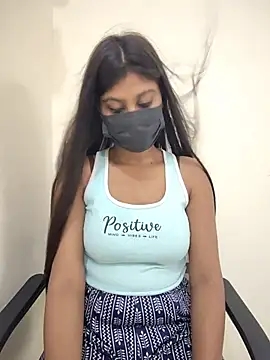 دردشة RAGNI-Love الجنسية المباشرة