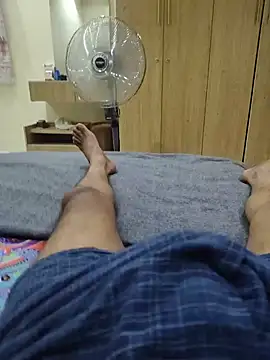 Webkamerová show santhoshkannadaboy