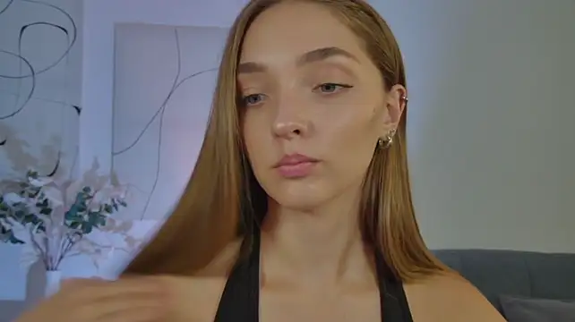 MilaVoss Adlı Modelin Canlı XXX Sohbeti