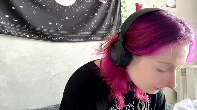 Playful_Vi's Live XXX Chat