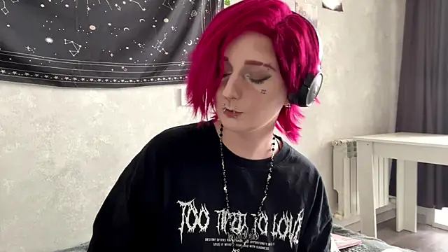 Playful_Vi Webcamshow