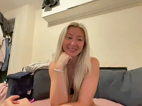 Chiaraxo- – Live XXX-chat