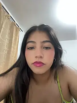 jessica_outdoors – webcam-show