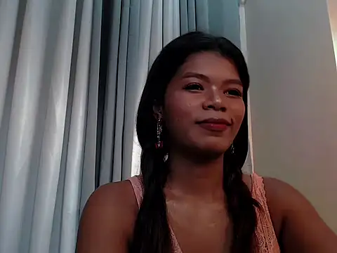 دردشة charlene_pretty الجنسية المباشرة