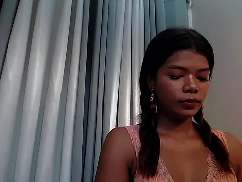 charlene_pretty Chat XXX in diretta