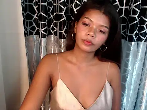 charlene_prettyのライブXXXチャット