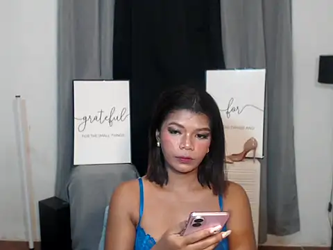 Živý XXX chat Asian_chicksxx