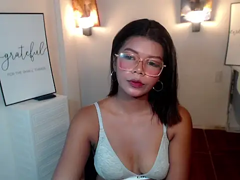 Živý XXX chat Asian_chicksxx