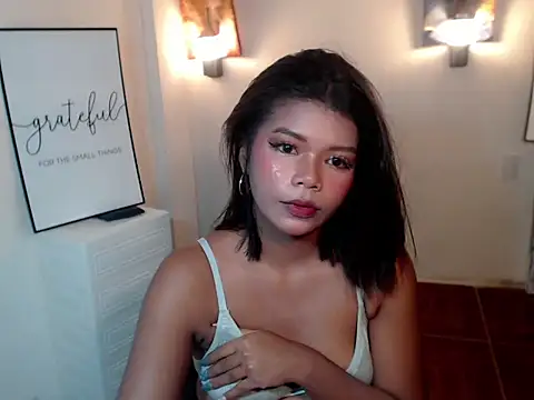 Asian_chicksxx 现场XXX聊天