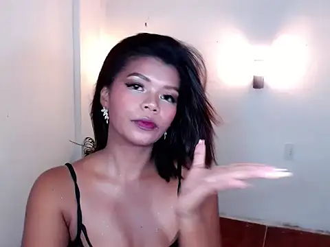 XXX chat uživo modela Asian_chicksxx