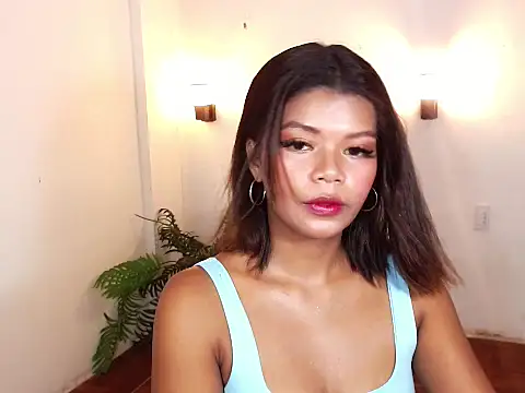 Asian_chicksxx: онлайн-секс-чат