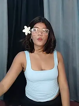 Czat XXX na żywo – Asian_chicksxx