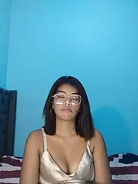 Asian_chicksxxのライブXXXチャット