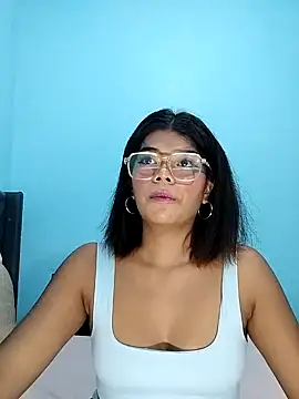Онлайн чат XXX Asian_chicksxx