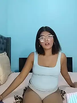 Asian_chicksxx's Live XXX Chat