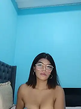 Chat XXX en directo de Asian_chicksxx