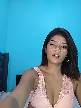 Chat XXX en directo de Asian_chicksxx