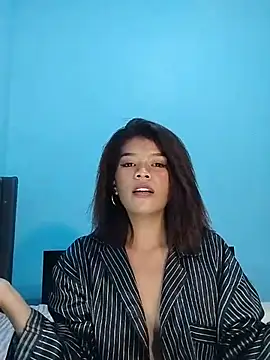 צ'אט XXX בשידור חי של Asian_chicksxx
