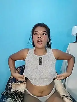 Chat +18 de Asian_chicksxx ao vivo