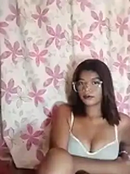 Asian_chicksxx 现场XXX聊天