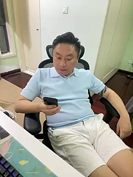 mrcake666 Pertunjukan Webcam