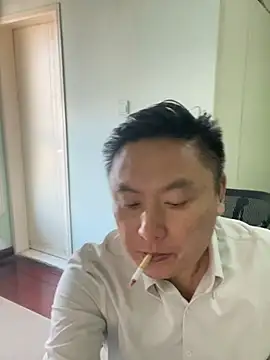 mrcake666 Show Webcam