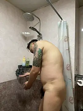 mrcake666 Show in webcam