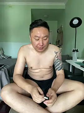 mrcake666 网络视讯表演