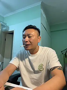 mrcake666 网络视讯表演