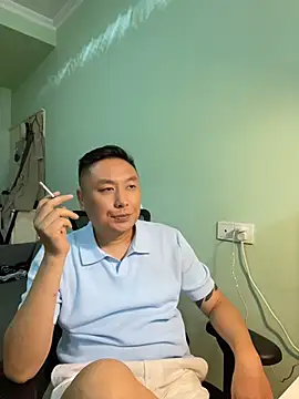 mrcake666 网络视讯表演