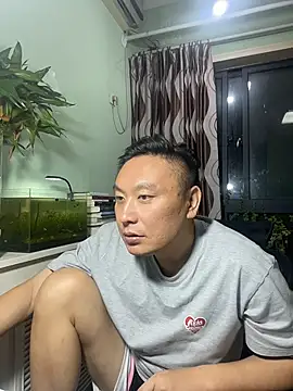 mrcake666 网络视讯表演