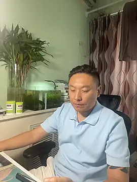 mrcake666 在線直播表演