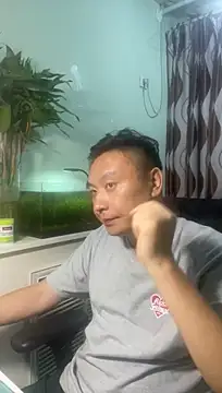 mrcake666 Show Webcam