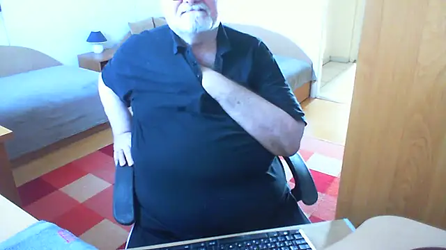 petvarad webkamerás műsora