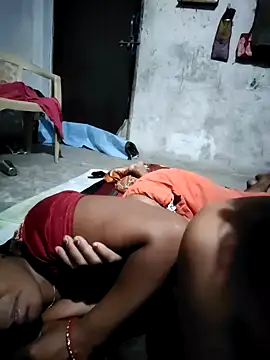 Pertunjukan Kamera Web Sonurani1